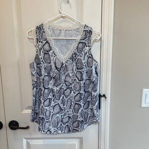 Womens Lace Trim V-Neck Snake Print Tank Top - Black/White